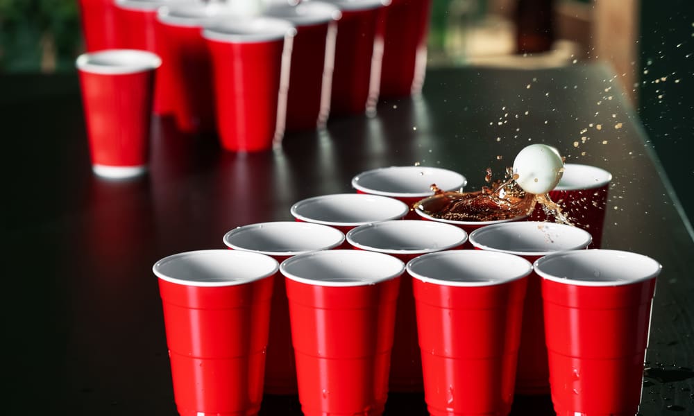 Jouer à Beer Pong